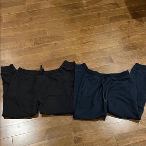 Theory Women Joggers Bundle